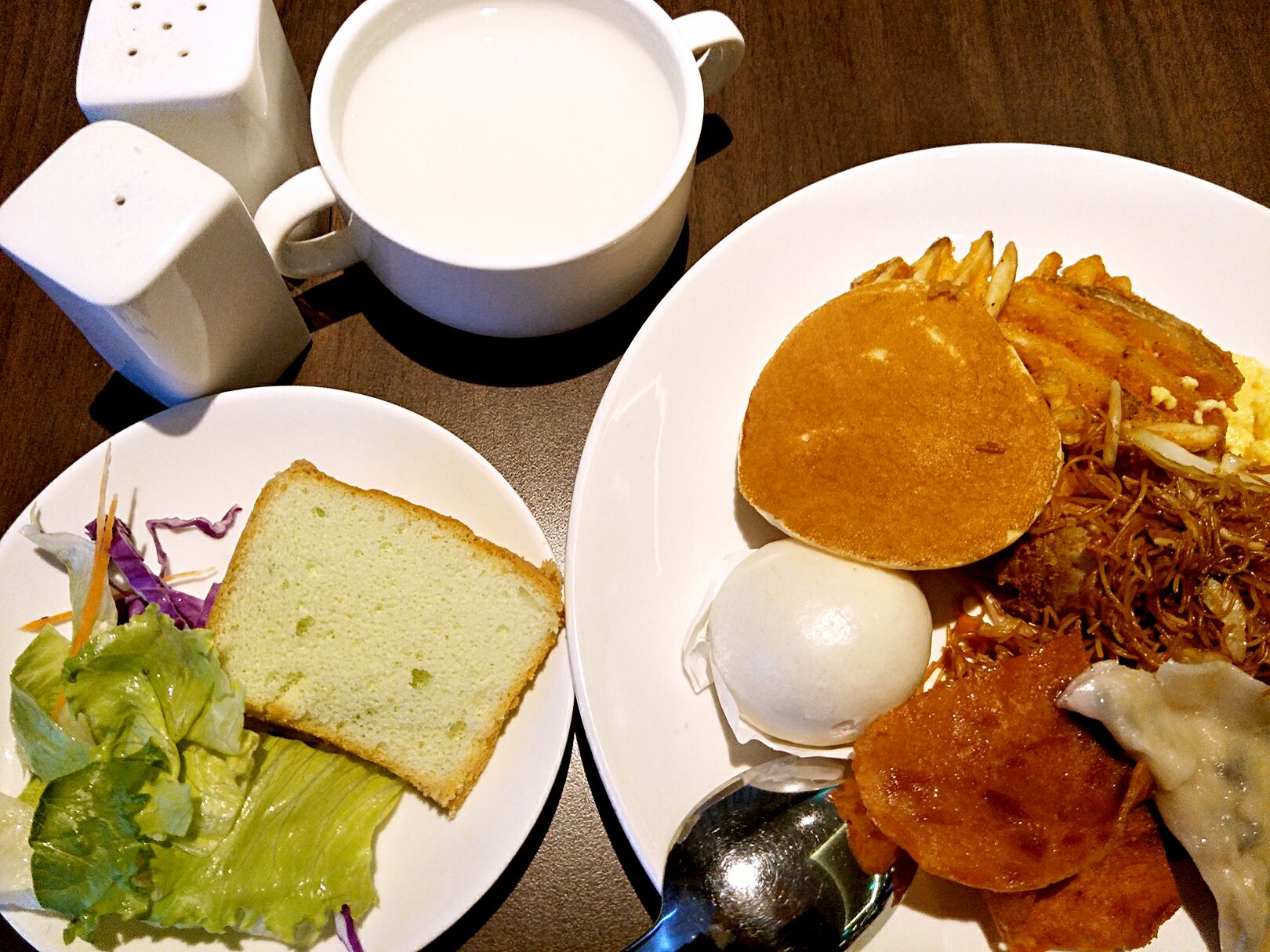 AQUEEN的自助早餐